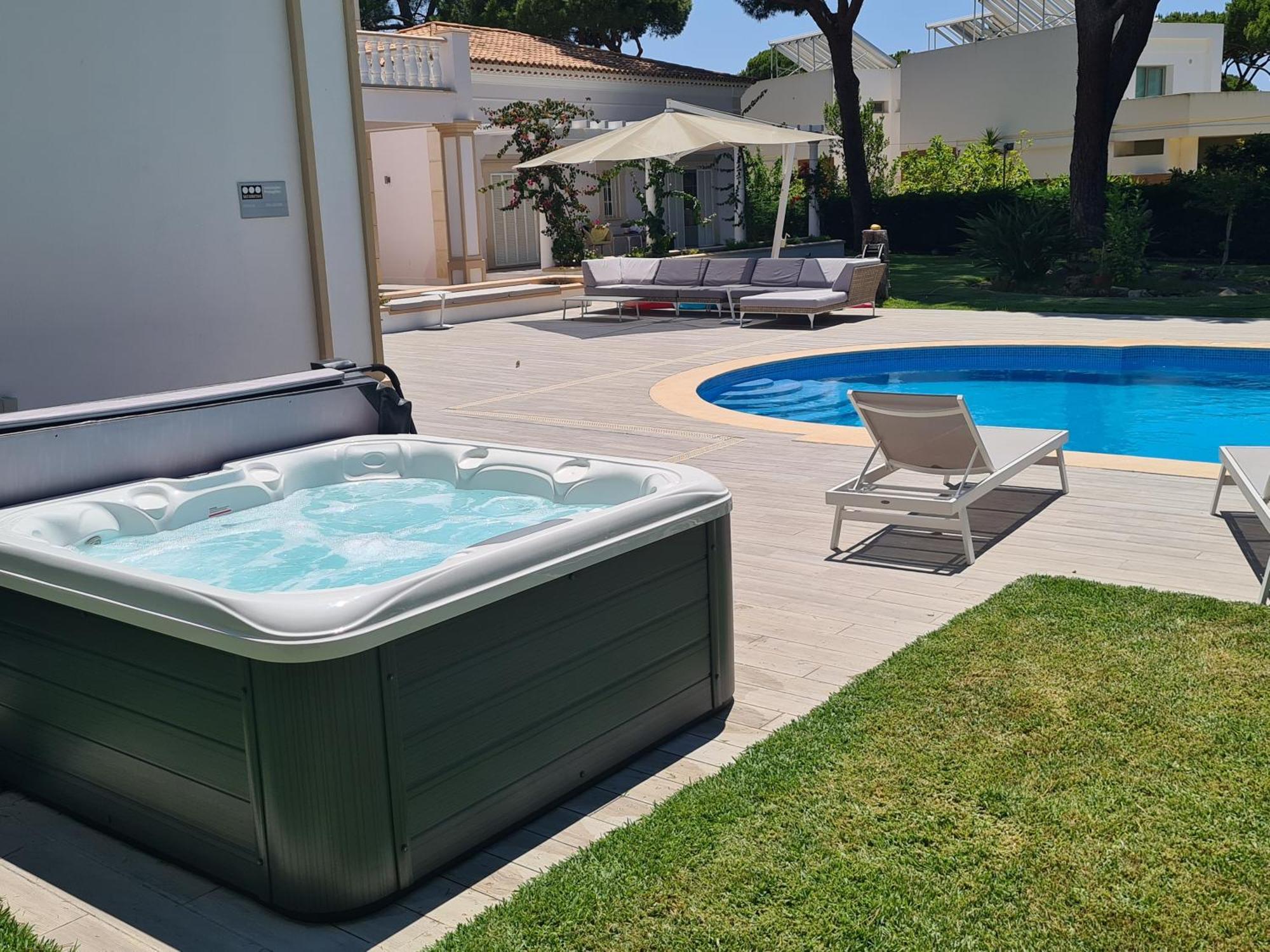 Portuguese Mansion Close To Marina, Golf And Beach. Vilamoura Buitenkant foto